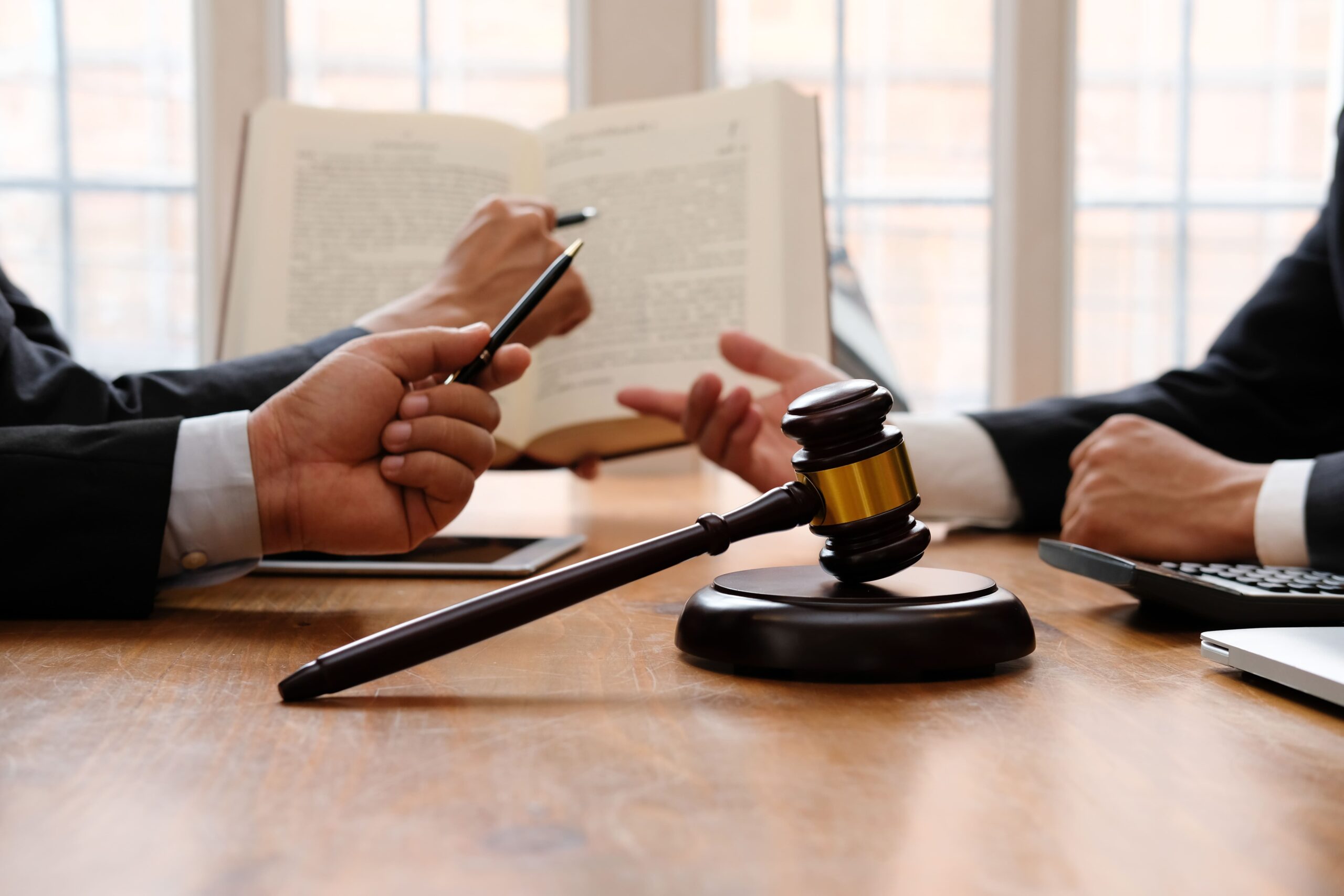 When to Consider an Attorney for Emotional Support in Divorce